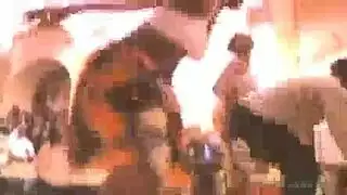 صراخ يهز السرير من ممارسة جنس شرجي قاسية