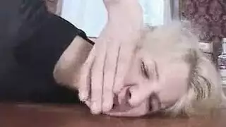 بورن اختراق قنينة عميق
