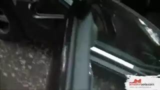 شقراء ذات أثداء طبيعية ضخمة