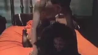 فانتازيا مشاركة الزوجة: رجال مقنعون ينيكونها بقوة
