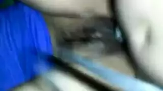 غريب مقنع يضرب كس فتاة عربية في الخارج
