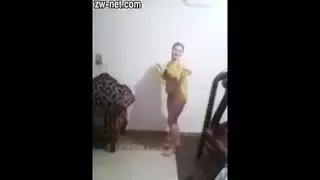 فتاة عربية مثيرة على الكاميرا تستمني بث مباشر