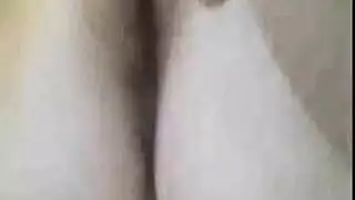 حمراء الشعر المراهقة المشاغبة تمص عموداً منتفخاً عملاقاً