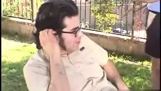 أشقراء تستمع للجنس وتفتح ساقيها للانضمام