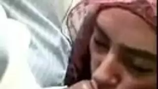مجموعة إباحية سعودية: ثلاثة أشرطة صريحة