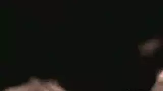 رفعت فستانها لجلسة شرجية قاسية