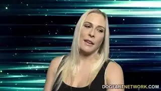 مقيدة ومغتصبة: مشهد إباحي قاسي