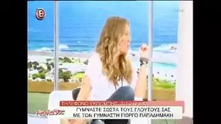 تمزق الملابس التقليدية لممارسة جنس عنيف