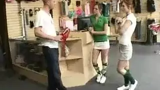 جنس متحرك بأثداء كبيرة