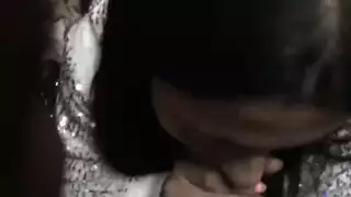 نجمة الأفلام الإباحية مريم مكرم تمص وتتغذى على الحليب الكثيف