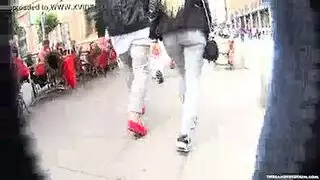 فتيات ليبيات في مشهد إباحي صارخ