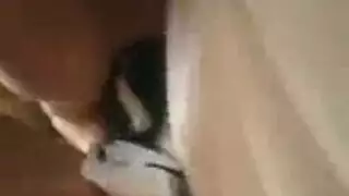 يلبس الجنس الأسترالي سباحة