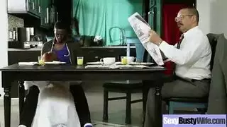 ولد مع زوجة والده سكس