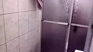 تعري بطيء: طنين من أجل قضيبك