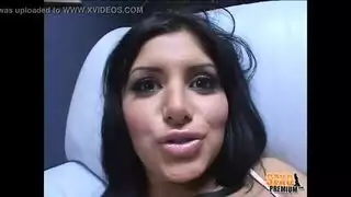 أقارب جامحون: بورن سحاق صريح