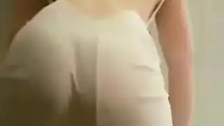 يتلمس طريقه جاحد إلاهة