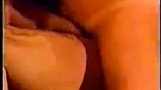 الفرنسية ثاقب أربعة بالإصبع