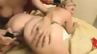 السكرتيرة تنتشر للكاميرا