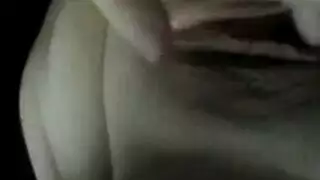 طابور النيك الجماعي: فعل جنسي جماعي صريح