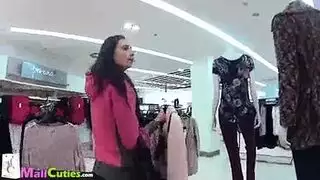 نجمات البورن رانيا في مشهد شرجي ومهوي مكثف