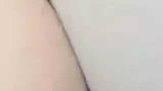 ضعف العنف: مراهقون سكارى في جنس جماعي قاسٍ