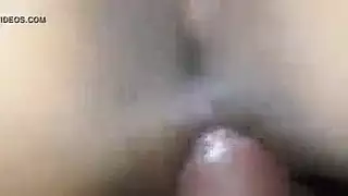 حلم مبلل: خيال جماعي لمخنث على الكاميرا