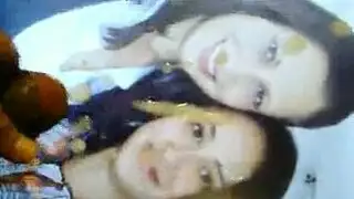 ساندرا سكوت تئن بينما يملأ صديقها مهبلها