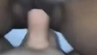 خيال ثنائي الميول الجنسية يتحقق مع الركوب والجنس الفموي في ثلاثية شهوانية